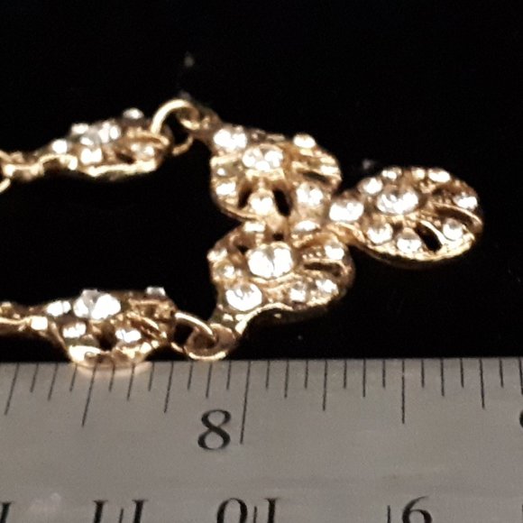 Vintage Gold and Rhinestone Necklace - Picture 4 of 6